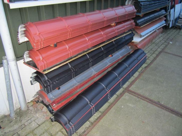 nokstukken  voor dakpanplaten, Doe-het-zelf en Verbouw, Dakpannen en Dakbedekking, Nieuw, Overige typen, Metaal, Zwart, Minder dan 5 m²
