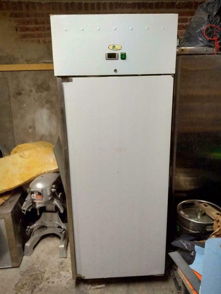 Pelican Koelkast en vriezer, Zakelijke goederen, Horeca | Keukenapparatuur, Koelen en Vriezen, Gebruikt, Ophalen