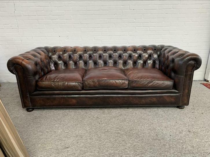 Bank Chesterfield banken lederen bekleding, Huis en Inrichting, Banken | Bankstellen, Ophalen