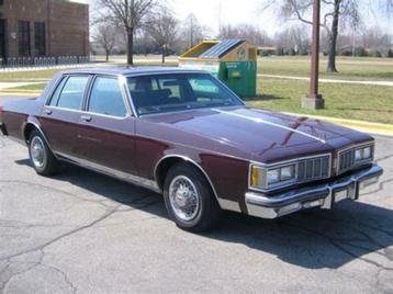 Raam en deurrubbers Oldsmobile 88/89 Custom Cruiser 1980/90 beschikbaar voor biedingen