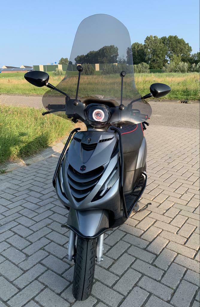 ≥ Piaggio Zip 2000 (2020) Full Option — Scooters | Piaggio — Marktplaats