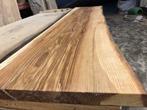 Schaaldeel boomstamtafel stamdelen hout en planken