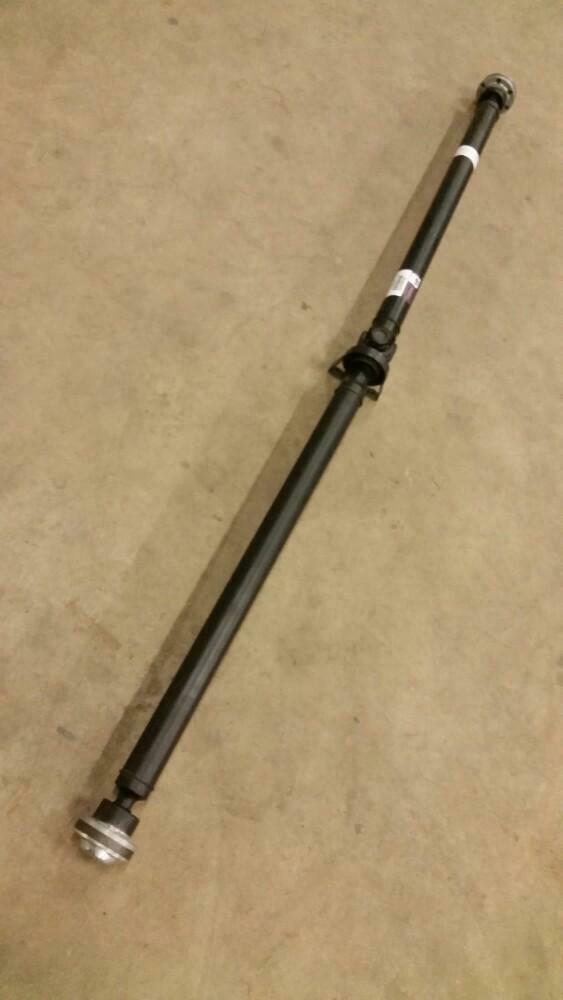 Gebruikte cardanas tussenas aandrijfas Volvo V70 AWD 1998, Auto-onderdelen, Remmen en Aandrijving, Volvo, Gebruikt, Ophalen of Verzenden