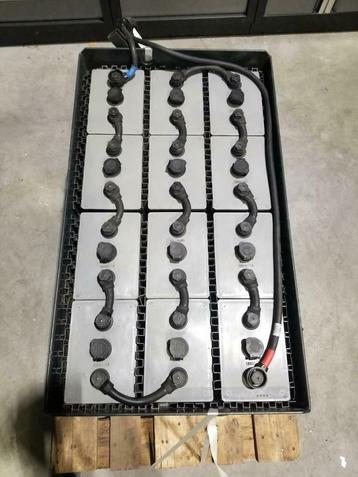 Heftruck accu  tractie accu 24 volt 875Ah beschikbaar voor biedingen
