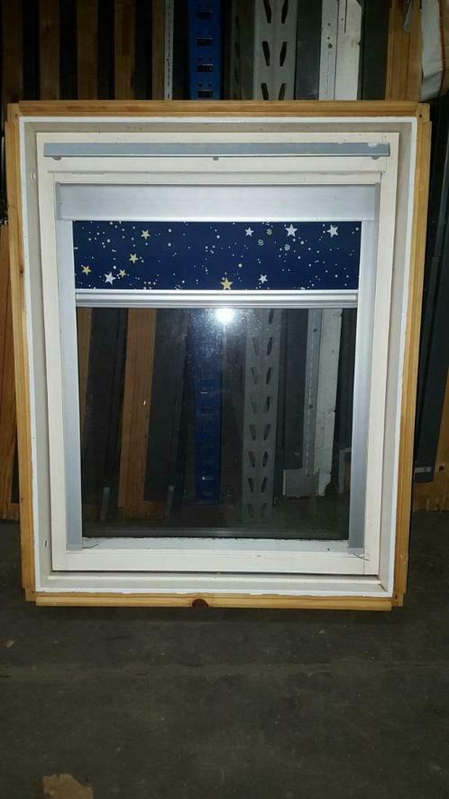 Dakraam Velux 78 x 98 cm (GGL 1 / 304/ M04) met gootstuk!!, Doe-het-zelf en Verbouw, Glas en Ramen, Gebruikt, Dakraam, 80 tot 120 cm