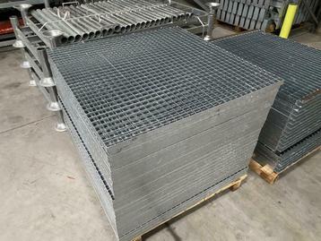 persrooster rooster 100x100 en 100x150 beschikbaar voor biedingen