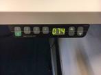 2 x Markant bureau elektrisch verstelbaar met nieuw blad, Overige plaatsen, Ophalen, Gebruikt, Bureau
