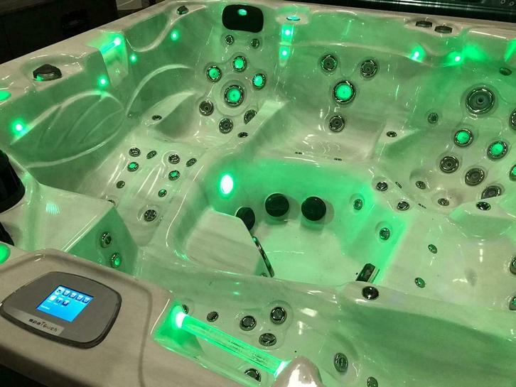 ontspan jacuzzis