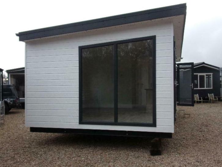 caravan/chalet stalling