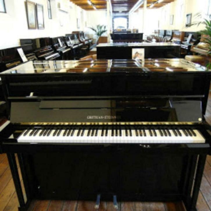Emile van Leenen Piano's