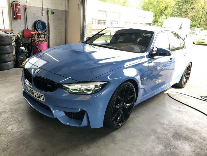 Autohandel en Carcleaning Reis
