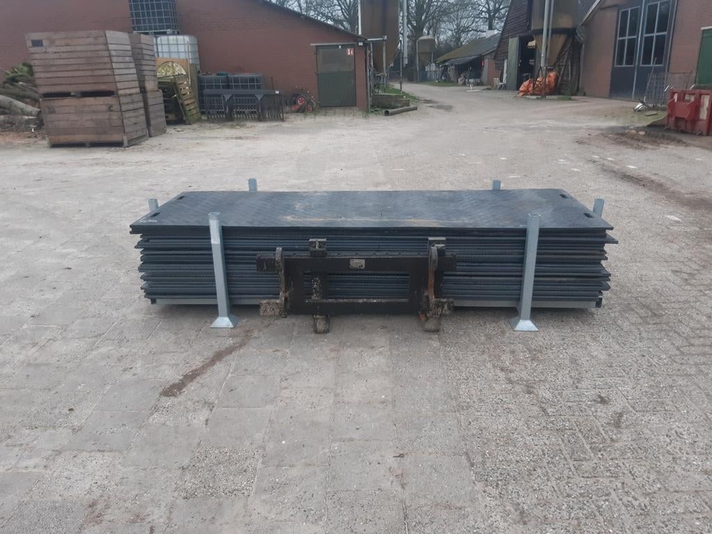 Kuntsof rijplaten te huur 3x1x 2cm