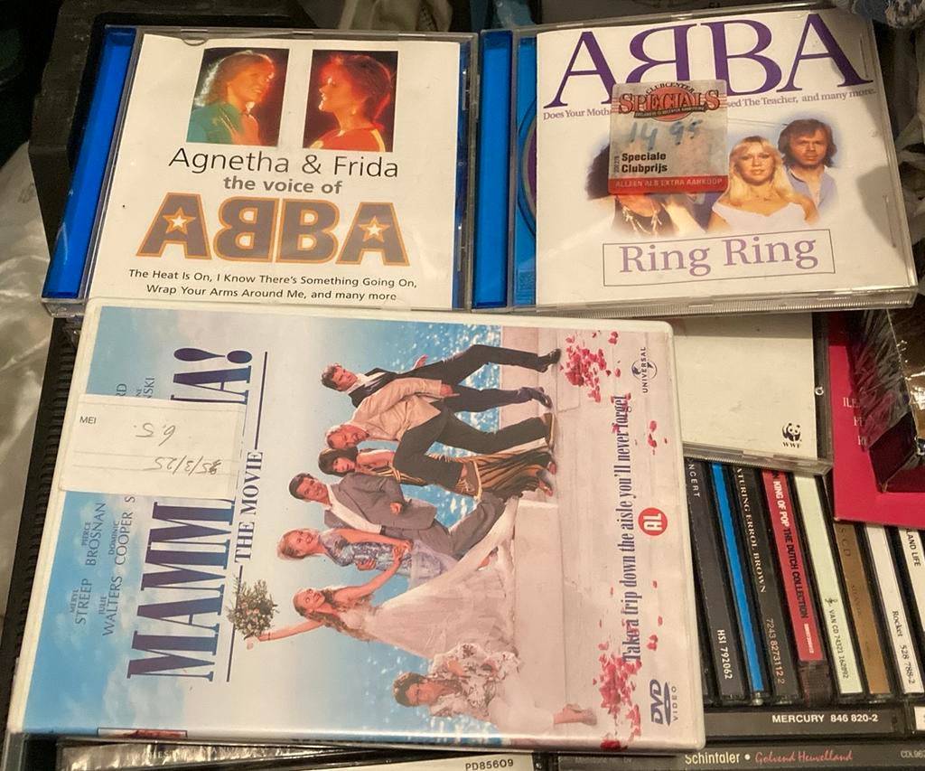 Abba dvd (mamma mama Mia movie), cd rowwen Hèze carnaval, Ophalen of Verzenden, Gebruikt, 2 t/m 25 bandjes, Origineel