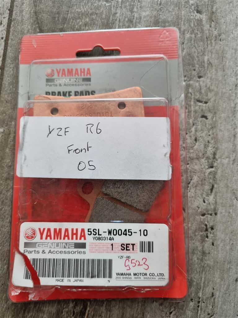 NOS set Yamaha YZF R6 brake pads front 2005 -> 5SL-W0045-10, Motoren, Ophalen of Verzenden, Nieuw