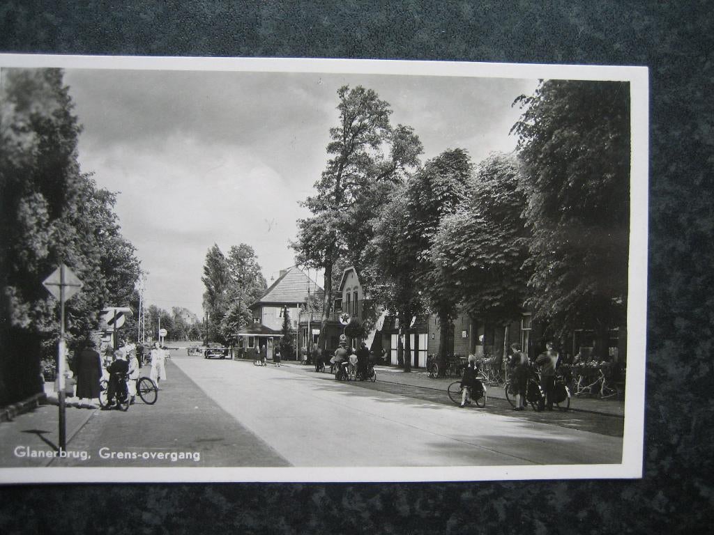 GLANERBRUG grensovergang C  1949 Caltex pomp, Ophalen of Verzenden, 1940 tot 1960, Overijssel