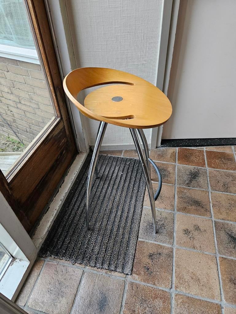 Magis Lyra kruk, Ophalen, Gebruikt, 60 tot 90 cm, 1 kruk