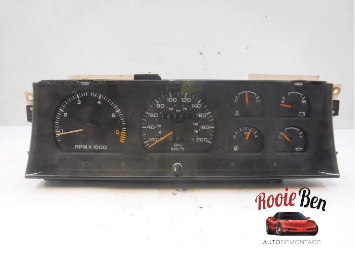 Kilometerteller KM van een Chrysler GTS, Gebruikt, -, Ophalen of Verzenden, -