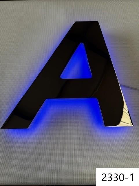 2330. Letters met verlichting / kleuren / letterlampen, Ophalen, Nieuw