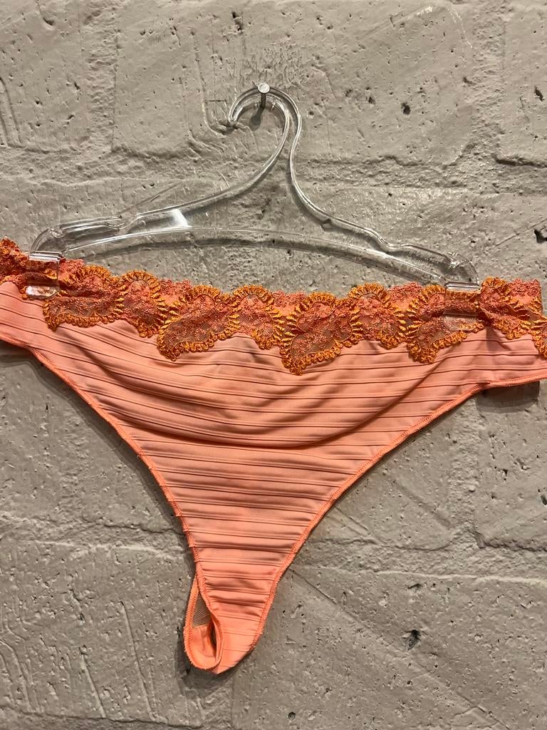Louisa Bracq string maat 40 NIEUW!! Nu €15,-, Ophalen of Verzenden, String