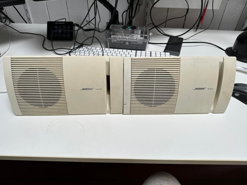 Bose model 100, Audio, Tv en Foto, Luidsprekers, Gebruikt, Front, Rear of Stereo speakers, Minder dan 60 watt, Bose, Ophalen of Verzenden