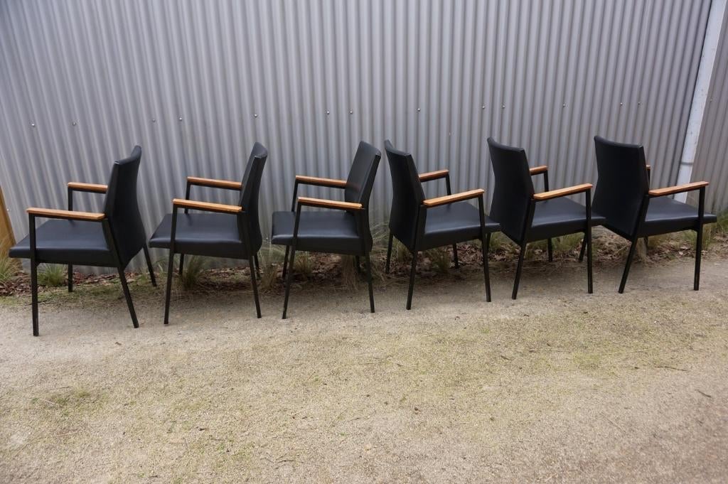 6 x vintage armstoelen/ eetkamerstoelen/ vergaderstoelen, Huis en Inrichting, Stoelen, Ophalen, Gebruikt, Zwart, Vintage industrieel