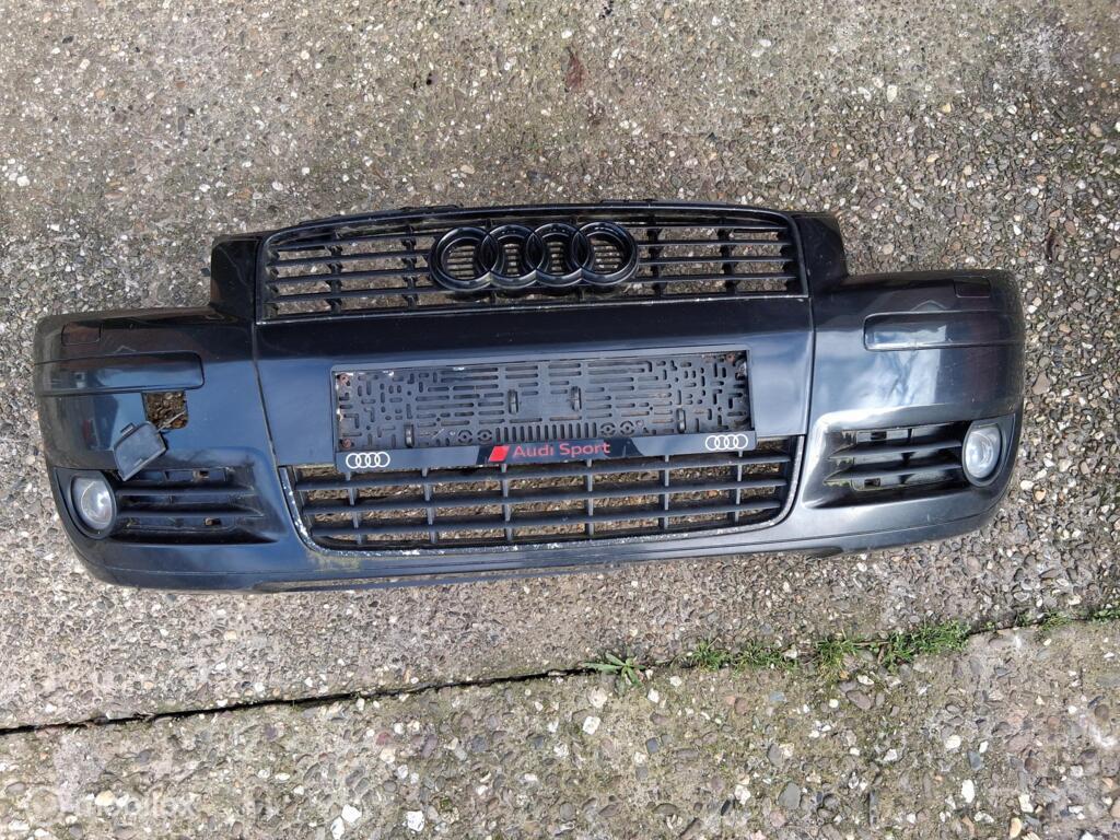 Voorbumper Audi A3 8P 2.0 TDI  ('03-'12) 8P3807437, Audi, Gebruikt, Voor, Bumper