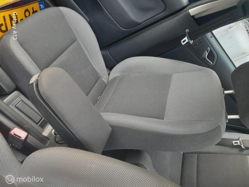 Stoel Skoda Octavia, Auto-onderdelen, Interieur en Bekleding, Gebruikt, Ophalen of Verzenden