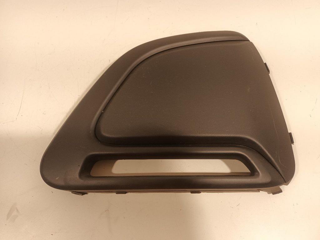 Grillerooster links Peugeot 108, Onderdelen@venauto.nl, Van der Ven Autorecycling B.V., Gebruikt, Ettenseweg 76, 4706 PB Roosendaal, The Netherlands
