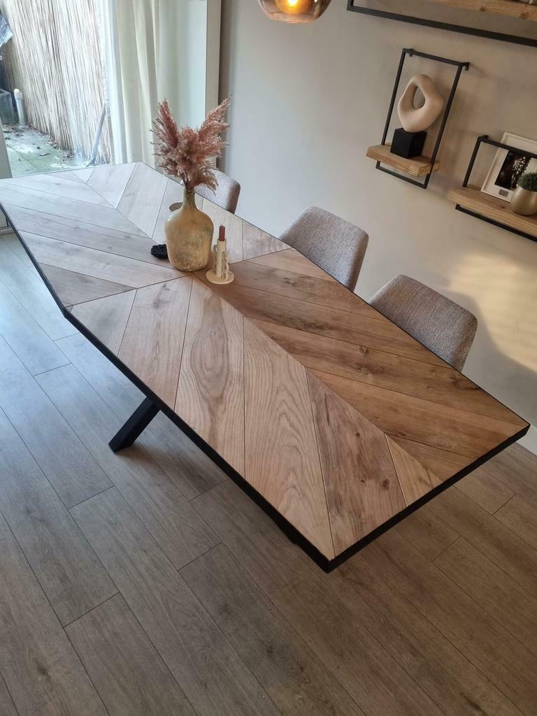 Eiken zeshoek eettafel AANBIEDING!!, Ophalen, 100 tot 150 cm, Vijf personen of meer, Eikenhout