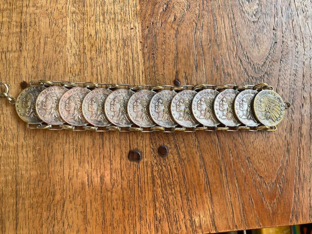 Armband , amerikaans souvenier , bieden, Ophalen of Verzenden, Zo goed als nieuw, Overige materialen