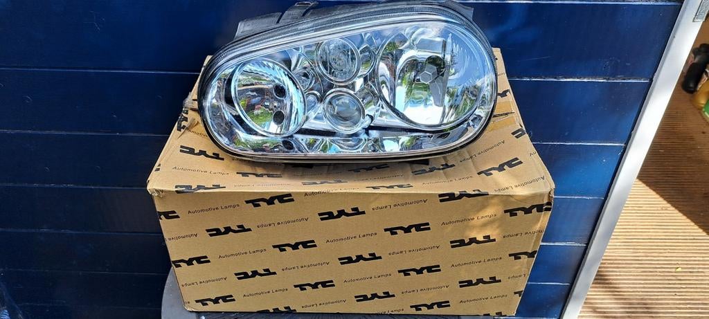 Nieuwe Koplamp Golf 4 Links met Mistlamp, Ophalen of Verzenden, Nieuw, Volkswagen