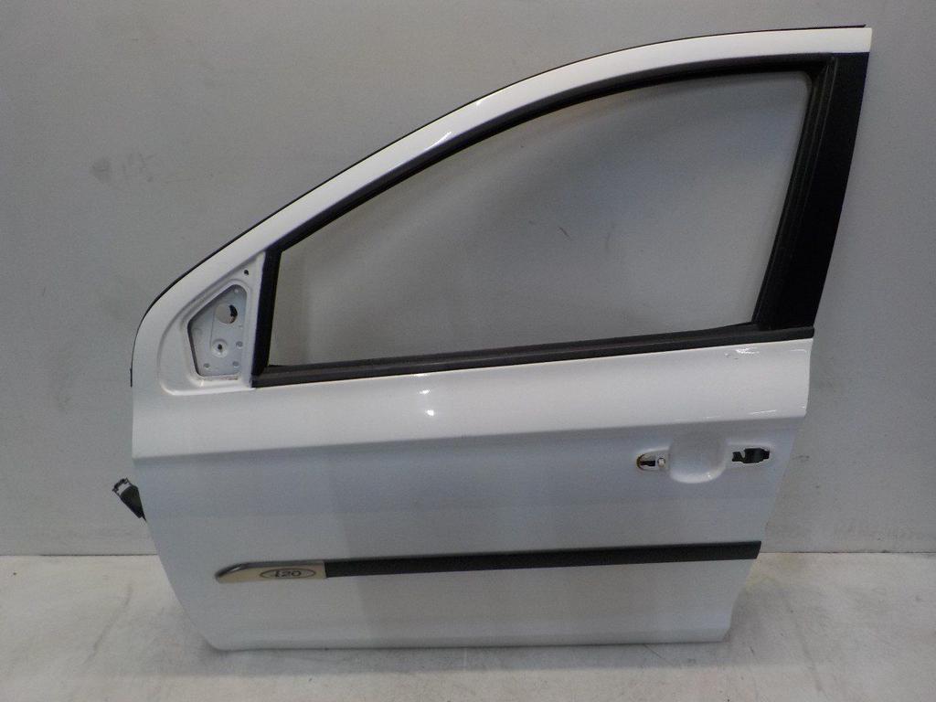 Portier links voor Hyundai i20, Onderdelen@venauto.nl, Van der Ven Autorecycling B.V., Gebruikt, Ettenseweg 76, 4706 PB Roosendaal, The Netherlands