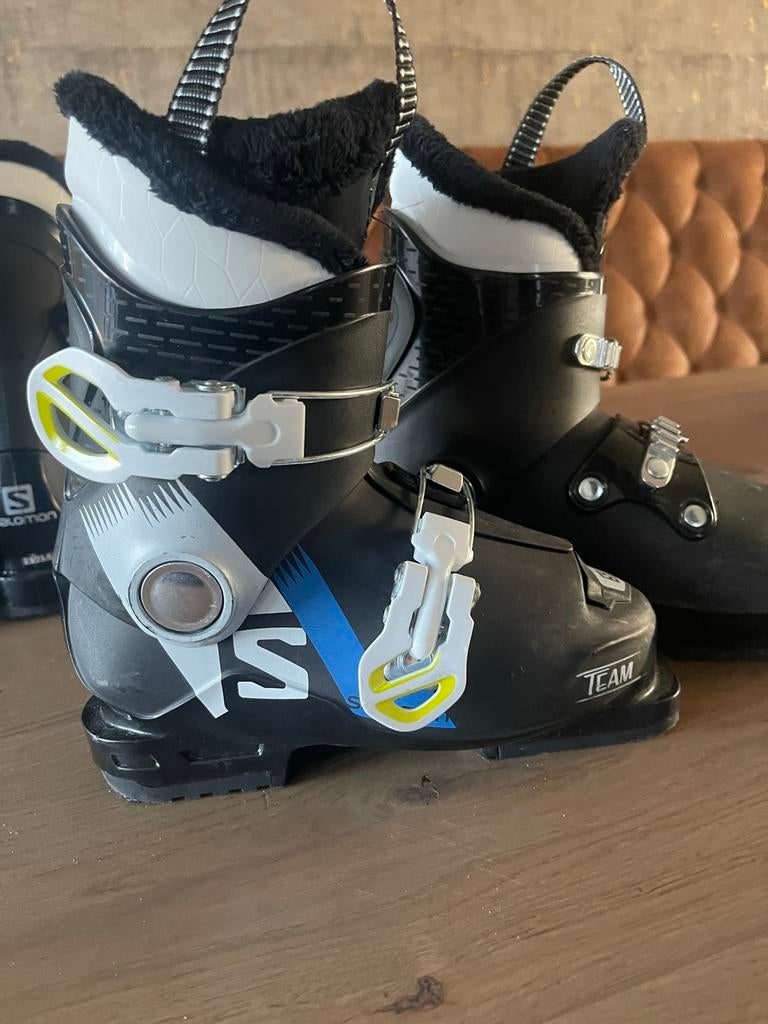 Salomon skischoenen maat 18/19 - Kinder skischoenen, Sport en Fitness, Skiën en Langlaufen, Gebruikt, Schoenen, Skiën, Salomon