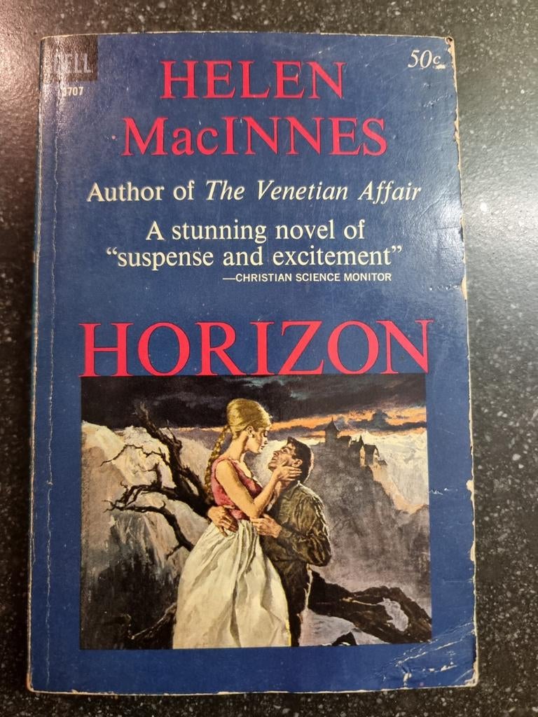 Horizon - Helen MacInnes - Spannende Spionageroman, Ophalen of Verzenden, Gelezen, Helen MacInnes, Amerika
