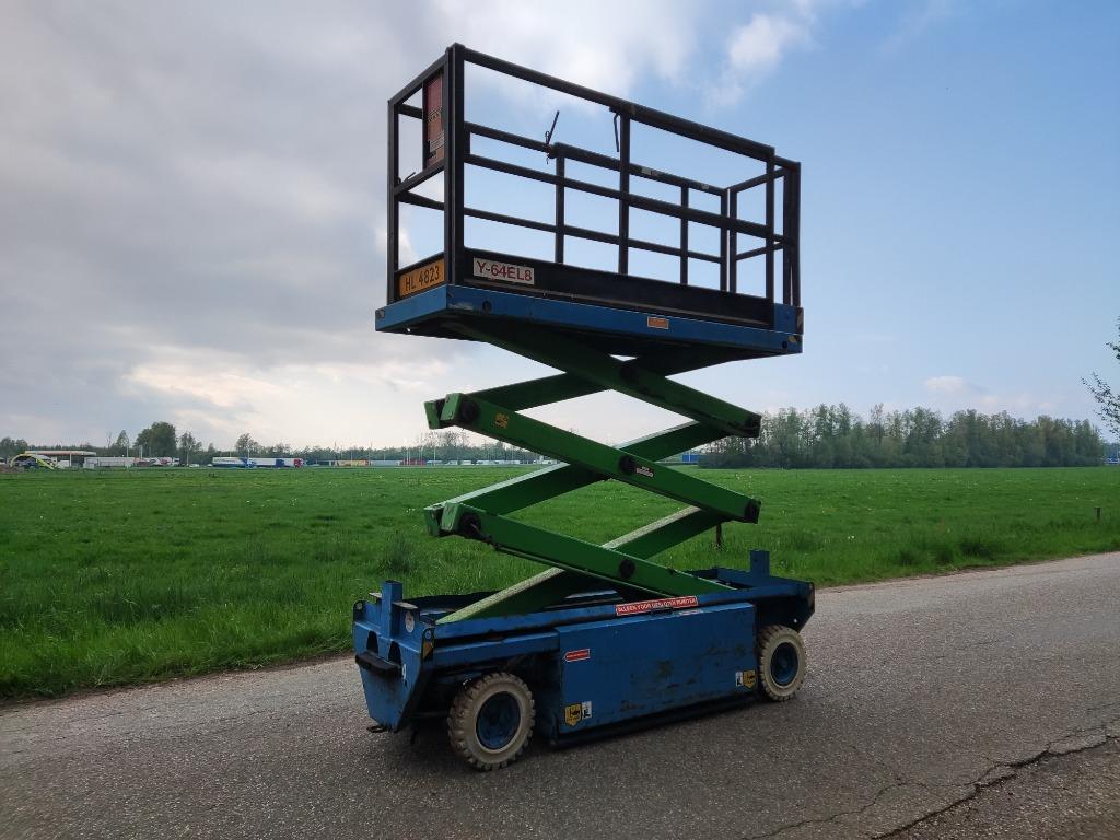 HOLLAND-LIFT schaarhoogwerker (type Y-64EL8, 8,5 m., 350 kg), Zakelijke goederen, Ophalen