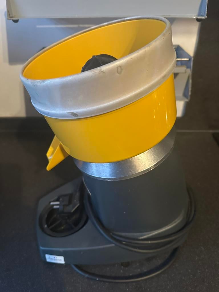 Sap centrufuge Santos nova, Witgoed en Apparatuur, Juicers, Ophalen of Verzenden, Zo goed als nieuw