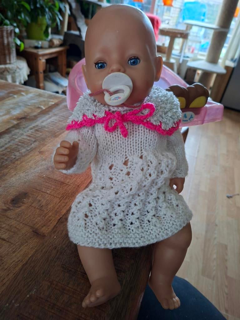Baby born pop  met bad, Kinderen en Baby's, Ophalen of Verzenden, Zo goed als nieuw, Babypop