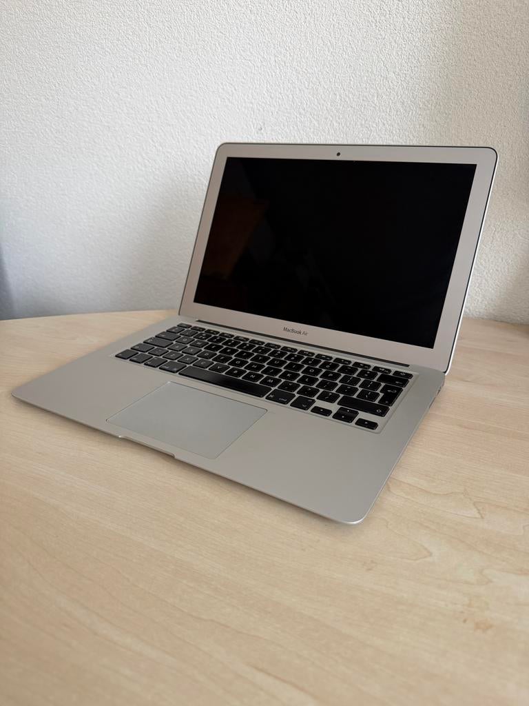 Macbook Air A1466 met nieuwe batterij, Computers en Software, Apple Macbooks, Gebruikt, MacBook Air, 13 inch, Onbekend, 128 GB of minder