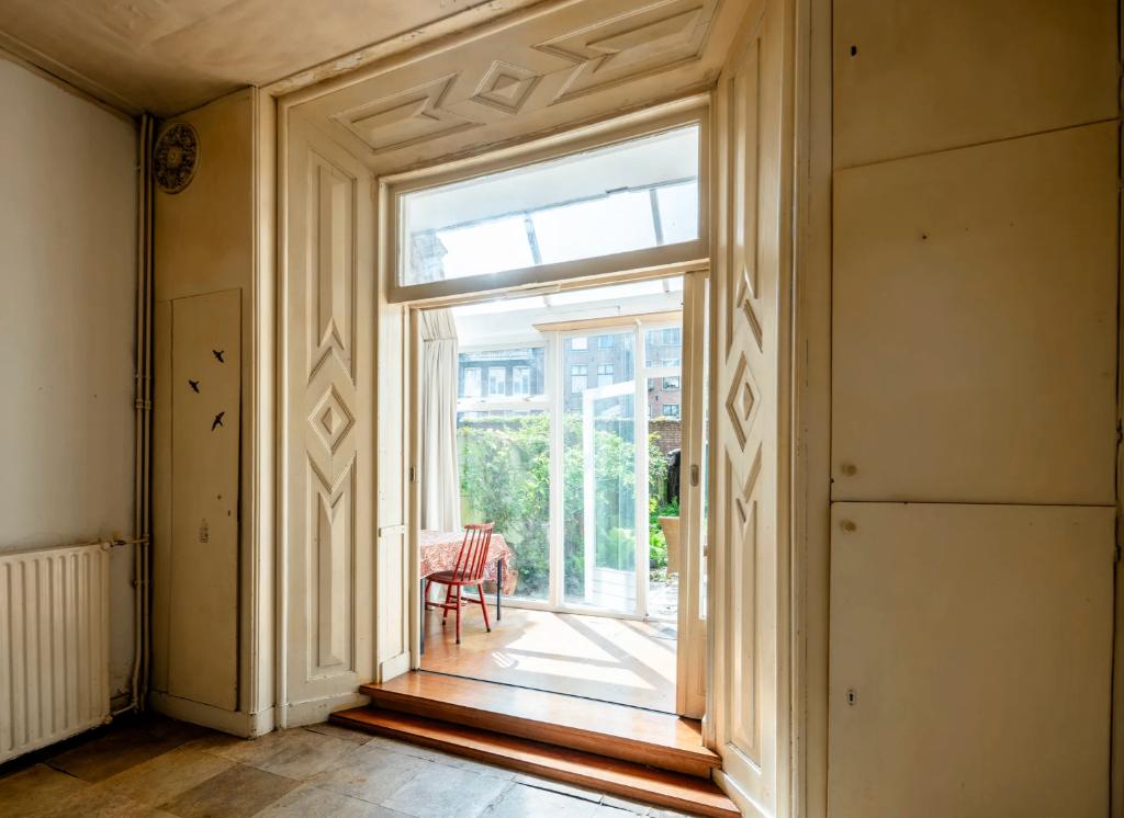 Originele ensuite ombouw, deuren & kast (zelf demonteren!), Ophalen, Gebruikt