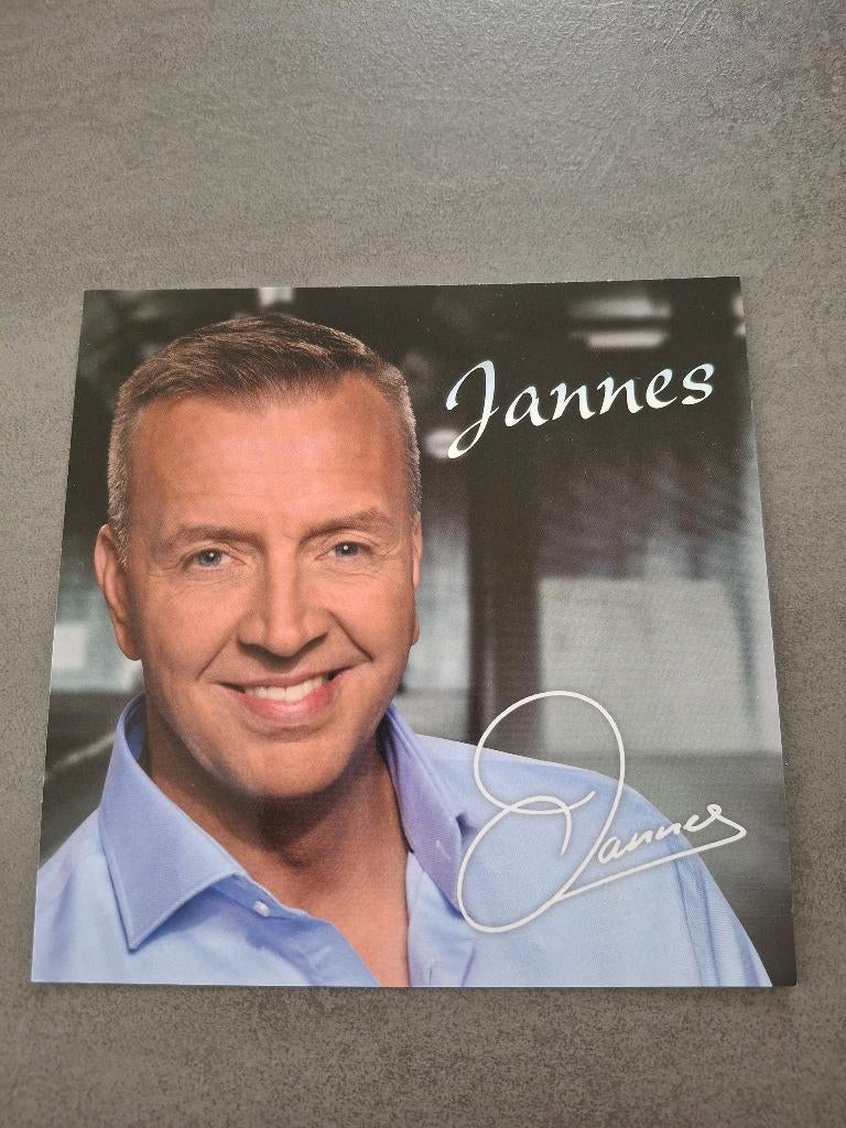Fotokaart met gedrukte handtekening van Jannes, Verzamelen, Ophalen of Verzenden, Nieuw, Foto of Kaart, Gesigneerd
