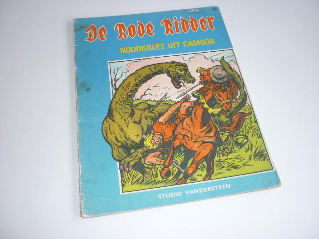 Vandersteen: de Rode Ridder 39. Noodkreet uit Cambor, Boeken, Stripboeken, Eén stripboek, Ophalen of Verzenden, Gelezen