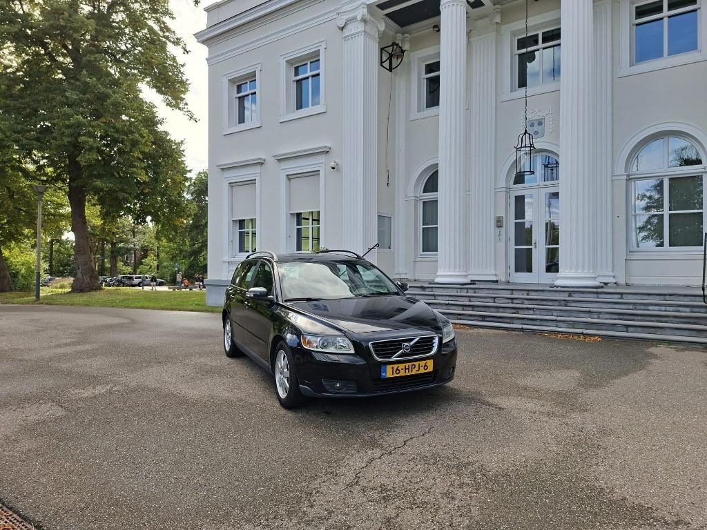 Volvo V50 1.8 2009 Zwart, Auto's, Voorwielaandrijving, Zwart, 4 cilinders, Zwart