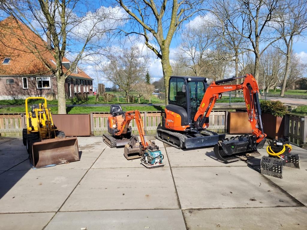 Te huur Minigraver graafmachine trilplaat rupsdumper, Zakelijke goederen, Machines en Bouw | Kranen en Graafmachines, Ophalen of Verzenden