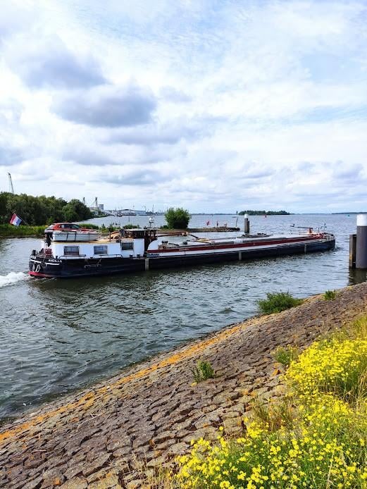 Diverse Spitsen voor beroepsvaart en ombouw tot woonboot, Watersport en Boten, Beroepsscheepvaart, Ophalen, Gebruikt, Meer dan 200 pk