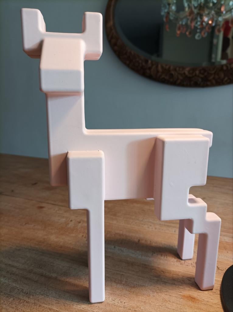 PIXEL hert van Monika Mulder voor IKEA Aluminium Genummerd, Ophalen of Verzenden, Zo goed als nieuw, Metaal, Dierenbeeld