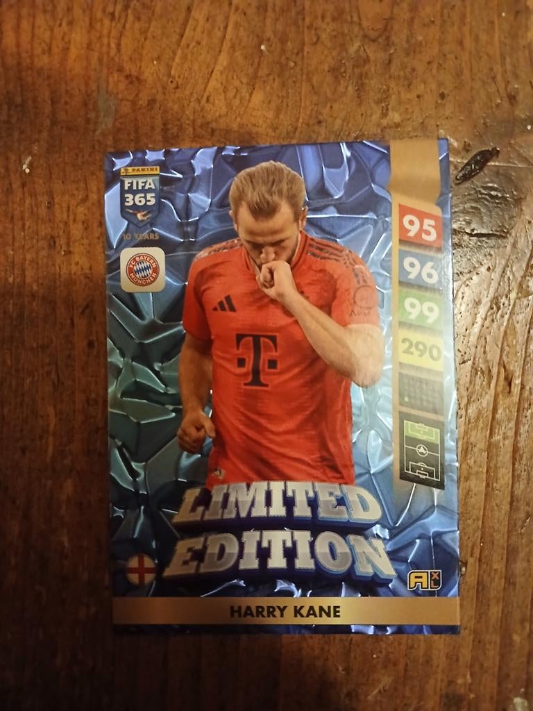 Fifa 365 harry kane limited edition, Ophalen of Verzenden, Winkel, Super of Benzinepomp, Zegels, Bonnen of Punten