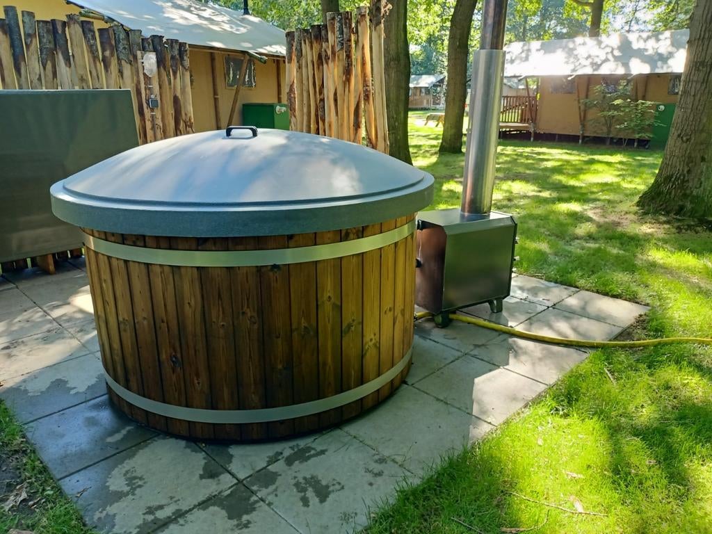 Gevraagd gebruikte Welltub hottubs, Ophalen of Verzenden, Zo goed als nieuw