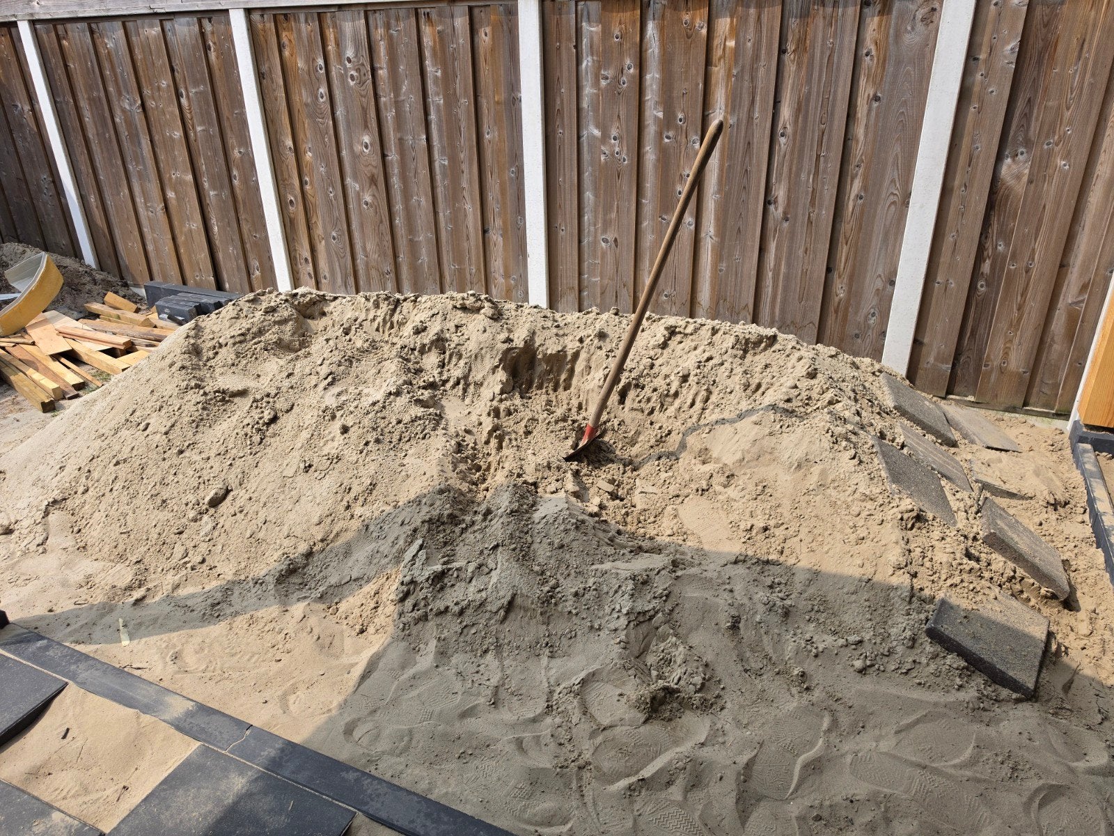 1 kuub geel zand, Tuin en Terras, Zand, Ophalen, Ophoogzand