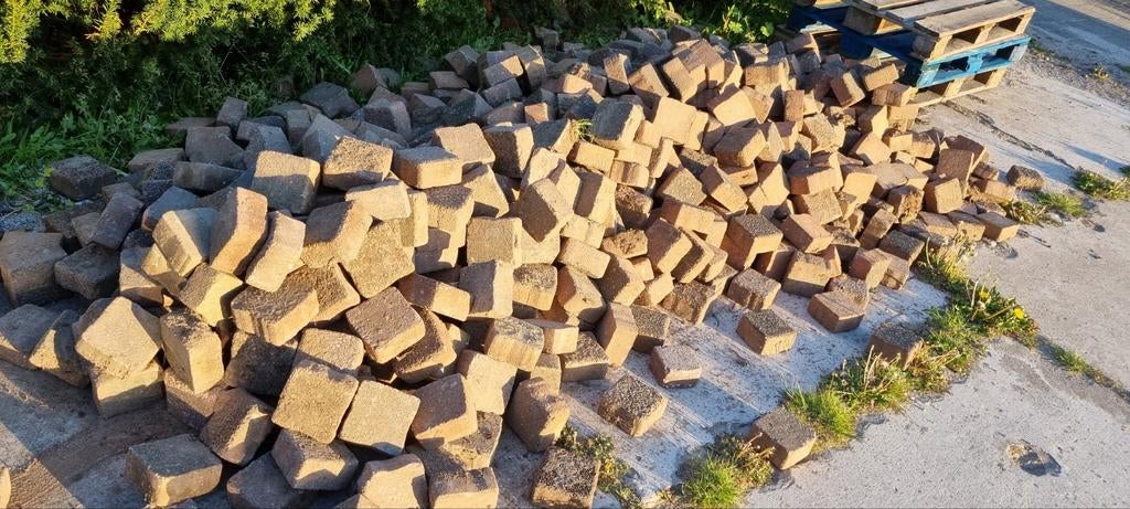 GRATIS betonklinkers, Ophalen, Gebruikt, Klinkers, 10 m² of meer