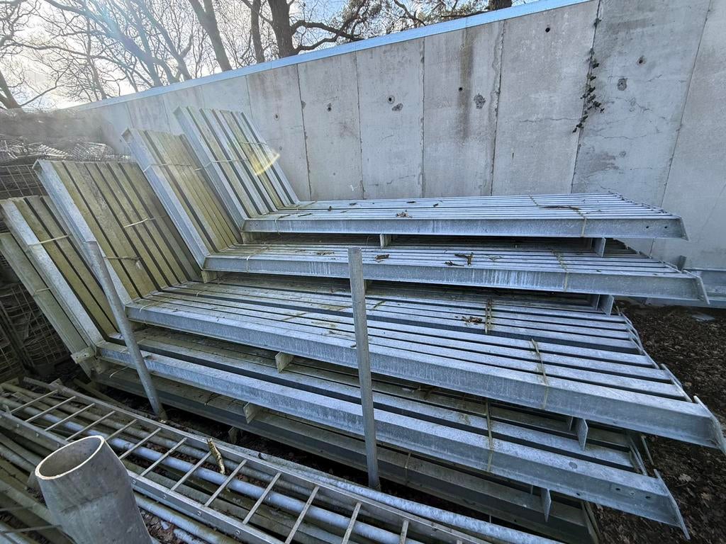 Spanten, Doe-het-zelf en Verbouw, Metalen, Ophalen